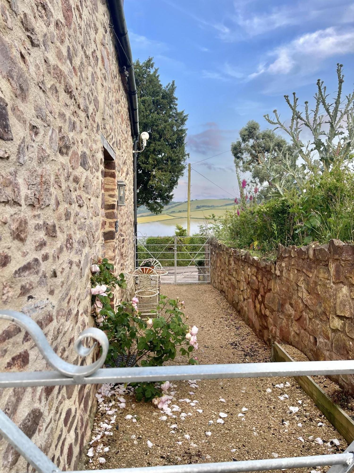 Luxborough Slowley Farm Cottage חדר תמונה