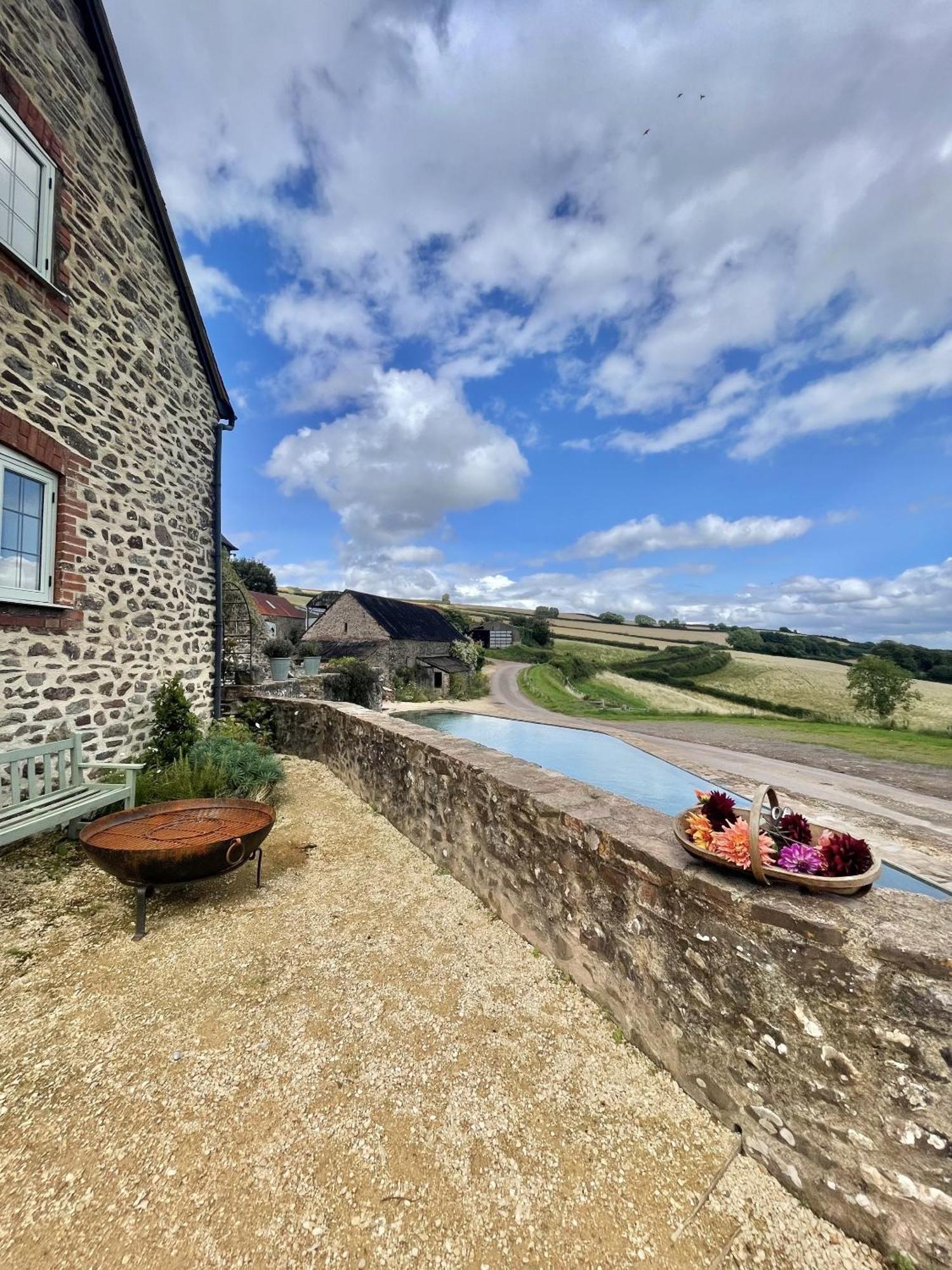 Luxborough Slowley Farm Cottage חדר תמונה